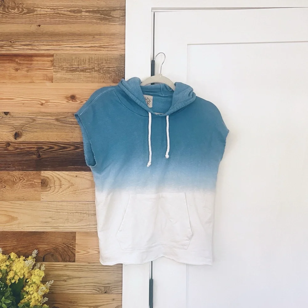 Chaser Linen Terry Blend Blue White Dip Dye Sleeveless Hoodie Medium